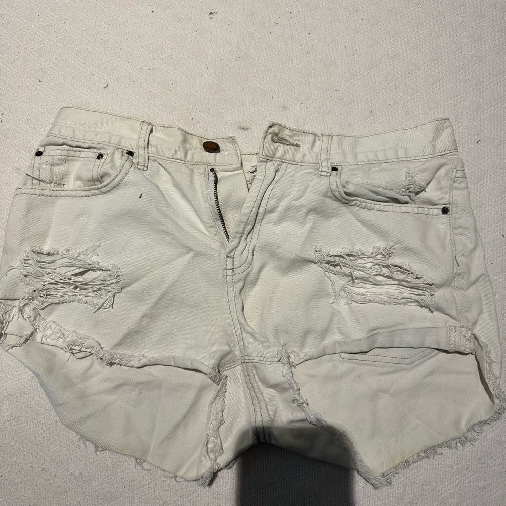 Billabong Jean shorts, white, size 26